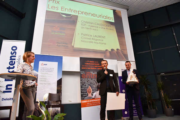 remise des prix du concours les entrepreneuriales par Christian Caussidery